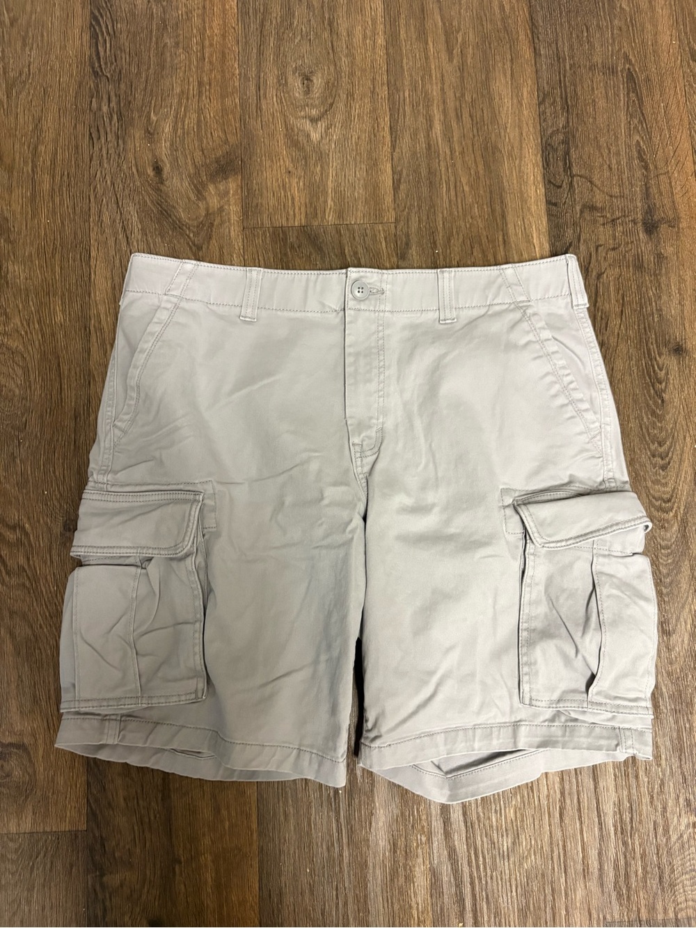 Sonoma Goods for Life Flexwear gray men's cargo shorts size 38